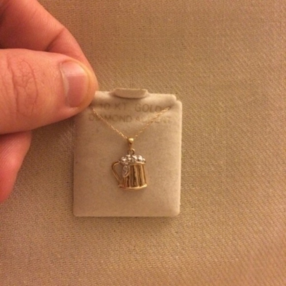 10k gold diamond accent beer pendant